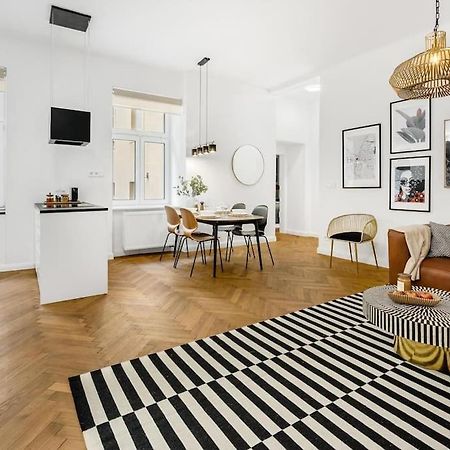 Stylovy Apartman V Centre Mesta Братислава Экстерьер фото