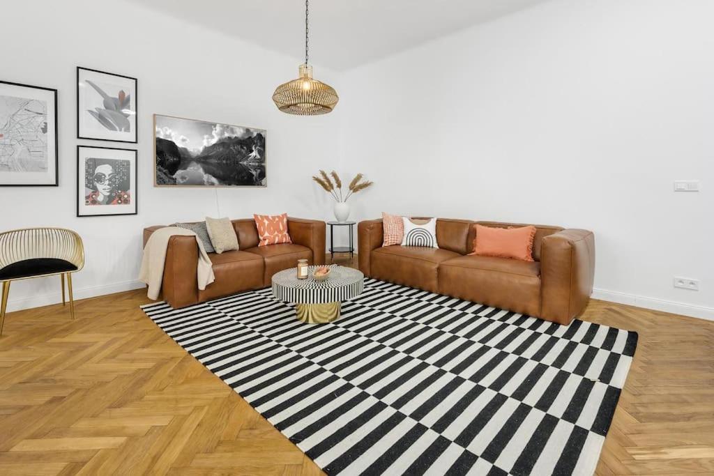 Stylovy Apartman V Centre Mesta Братислава Экстерьер фото