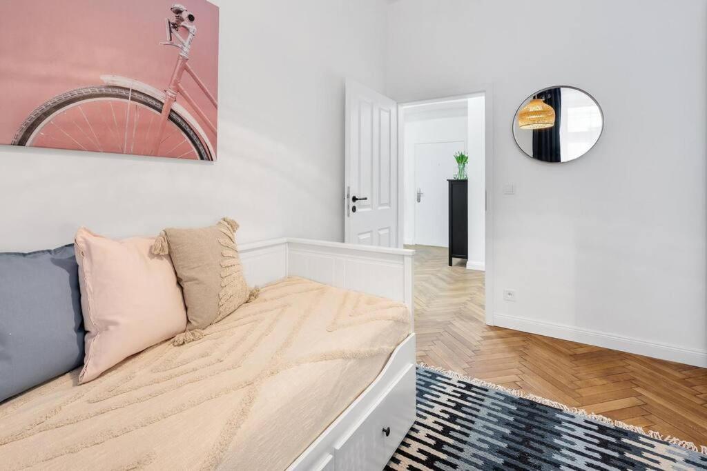 Stylovy Apartman V Centre Mesta Братислава Экстерьер фото